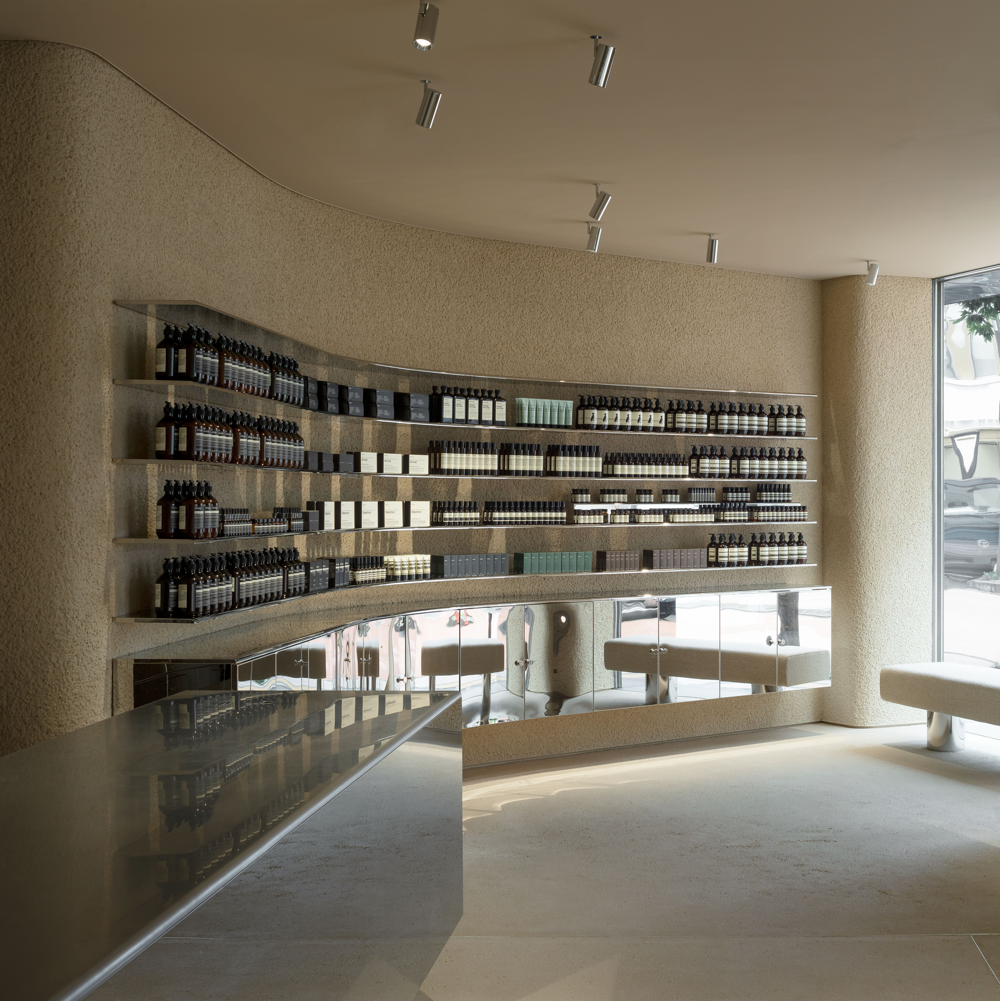 Curved plaster café interior